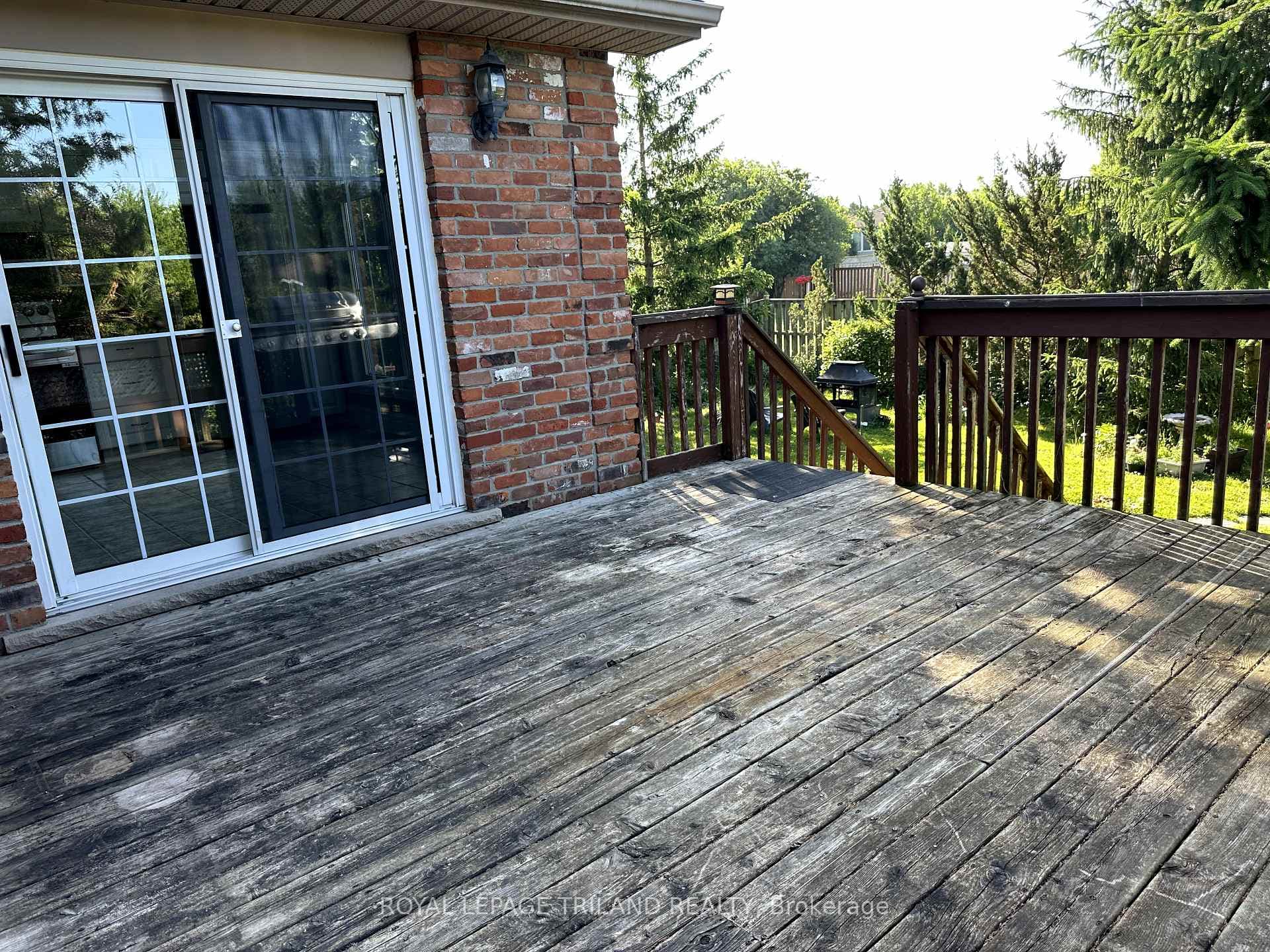 54 Donker Drive Unit A photo 17