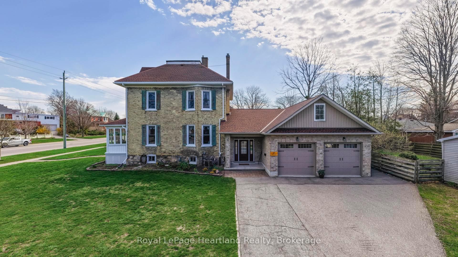 67 Elgin Avenue photo 2