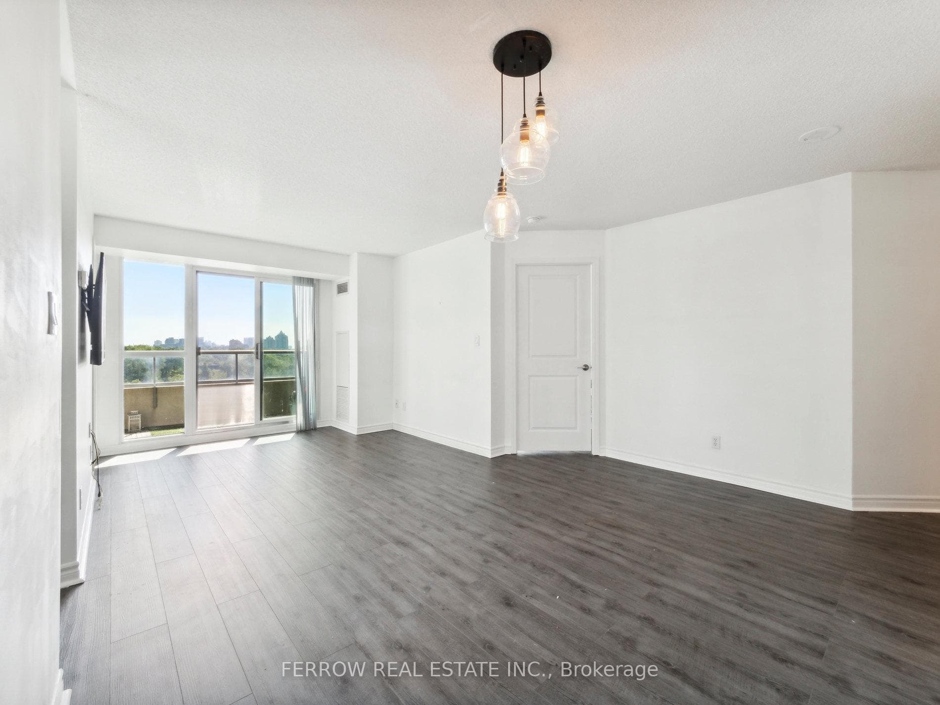 18 Spring Garden Avenue Unit 805 photo 10