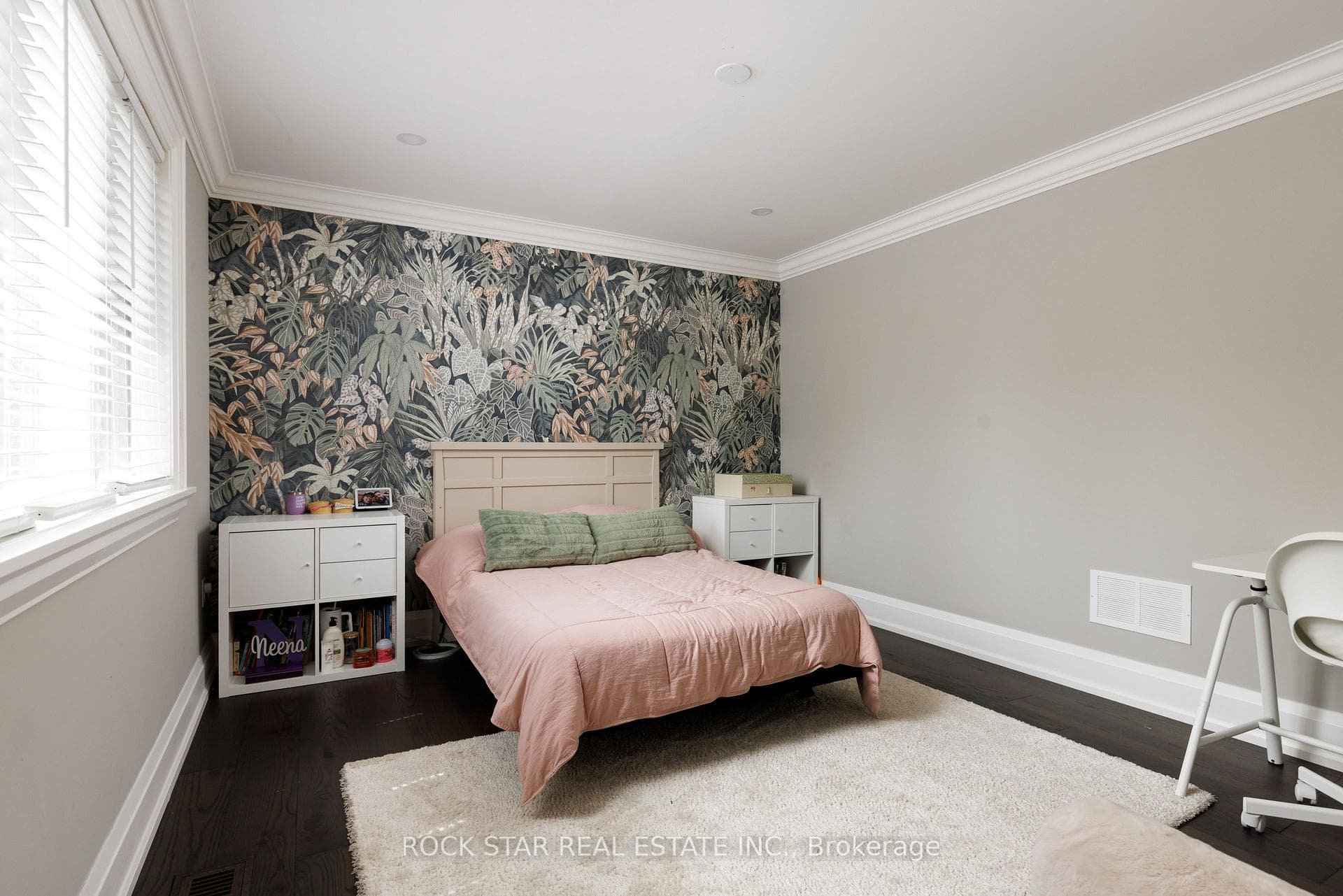540 Weir Avenue photo 36