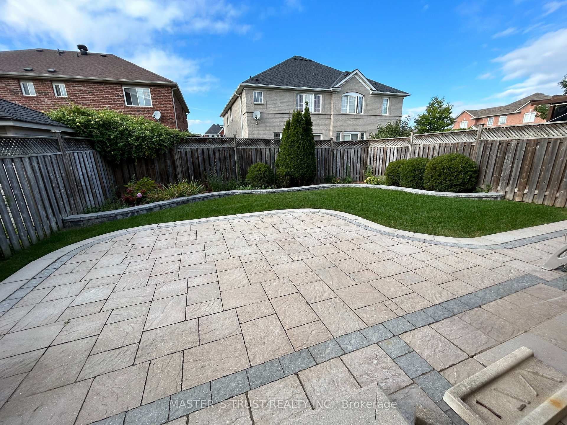 78 Monkhouse Road photo 17