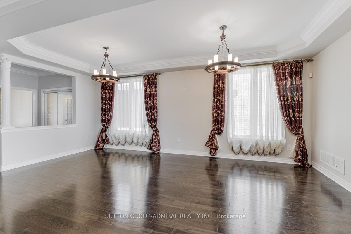 136 Santa Amato Crescent photo 8