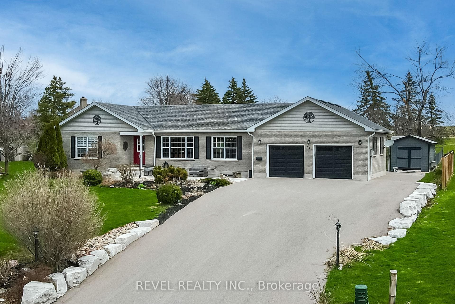 34 Bluewater Avenue photo 3
