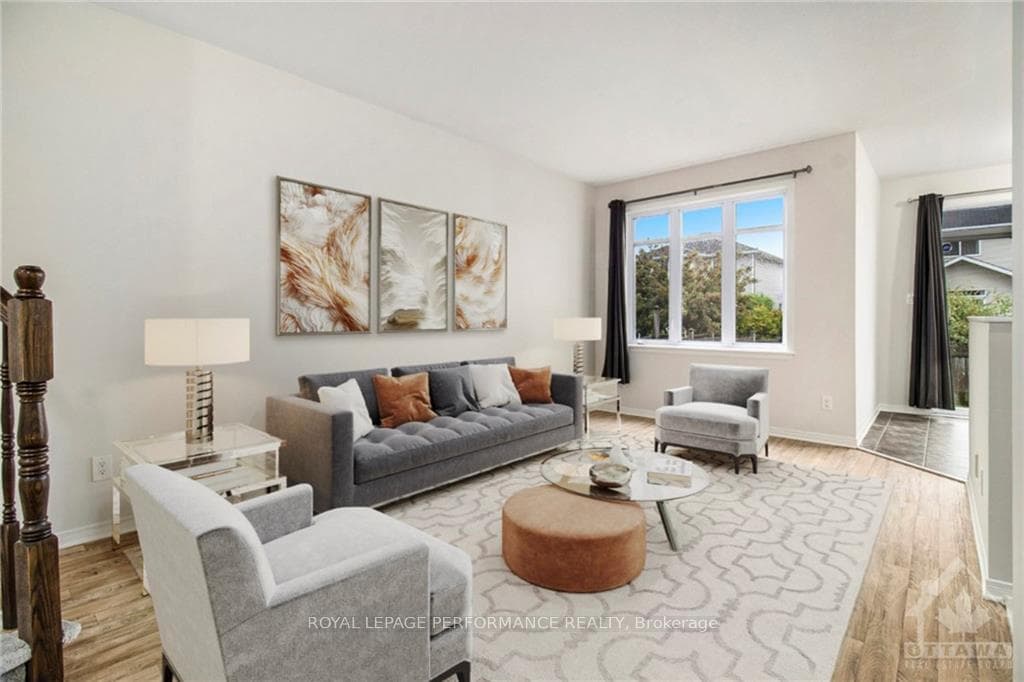 411 SULTAN Street photo 3