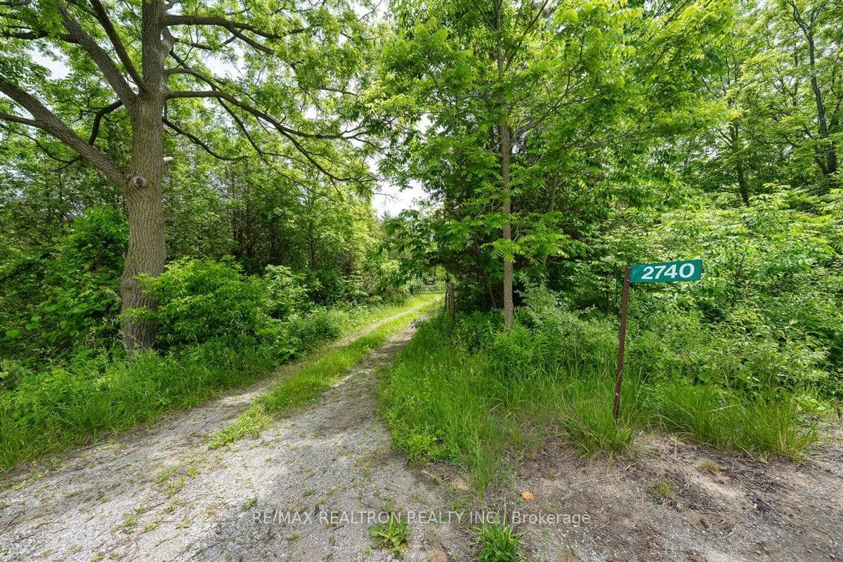 2740 Front Road photo 5