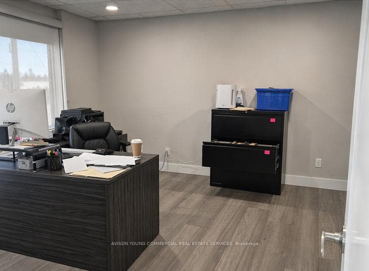 30 Grenfell Crescent photo 12