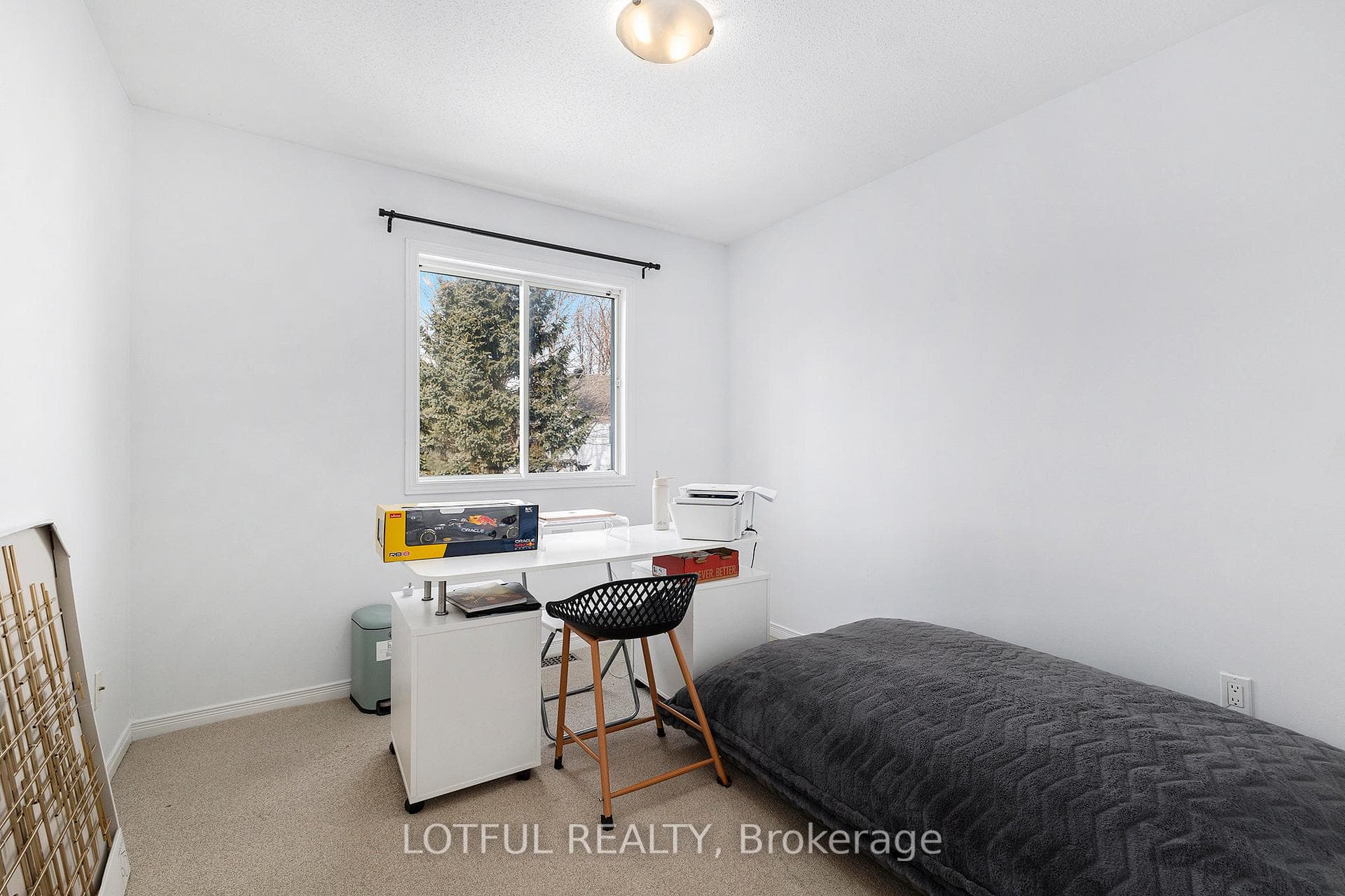 268 Stoneway Drive photo 19