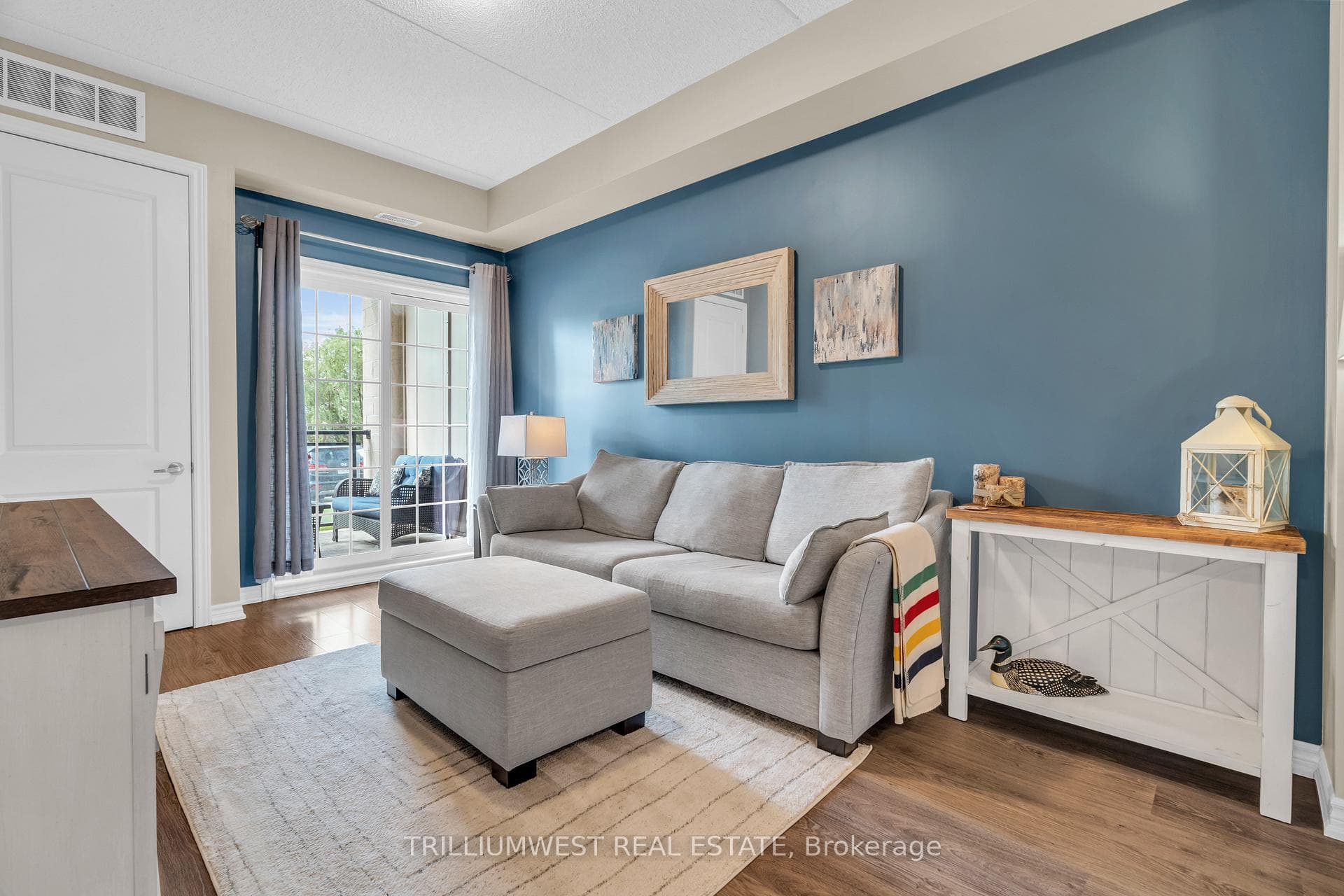 1077 Gordon Street Unit 24 photo 9