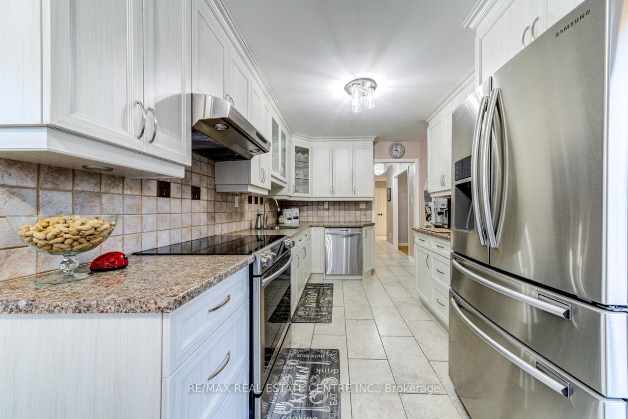 106 Havelock Drive photo 11