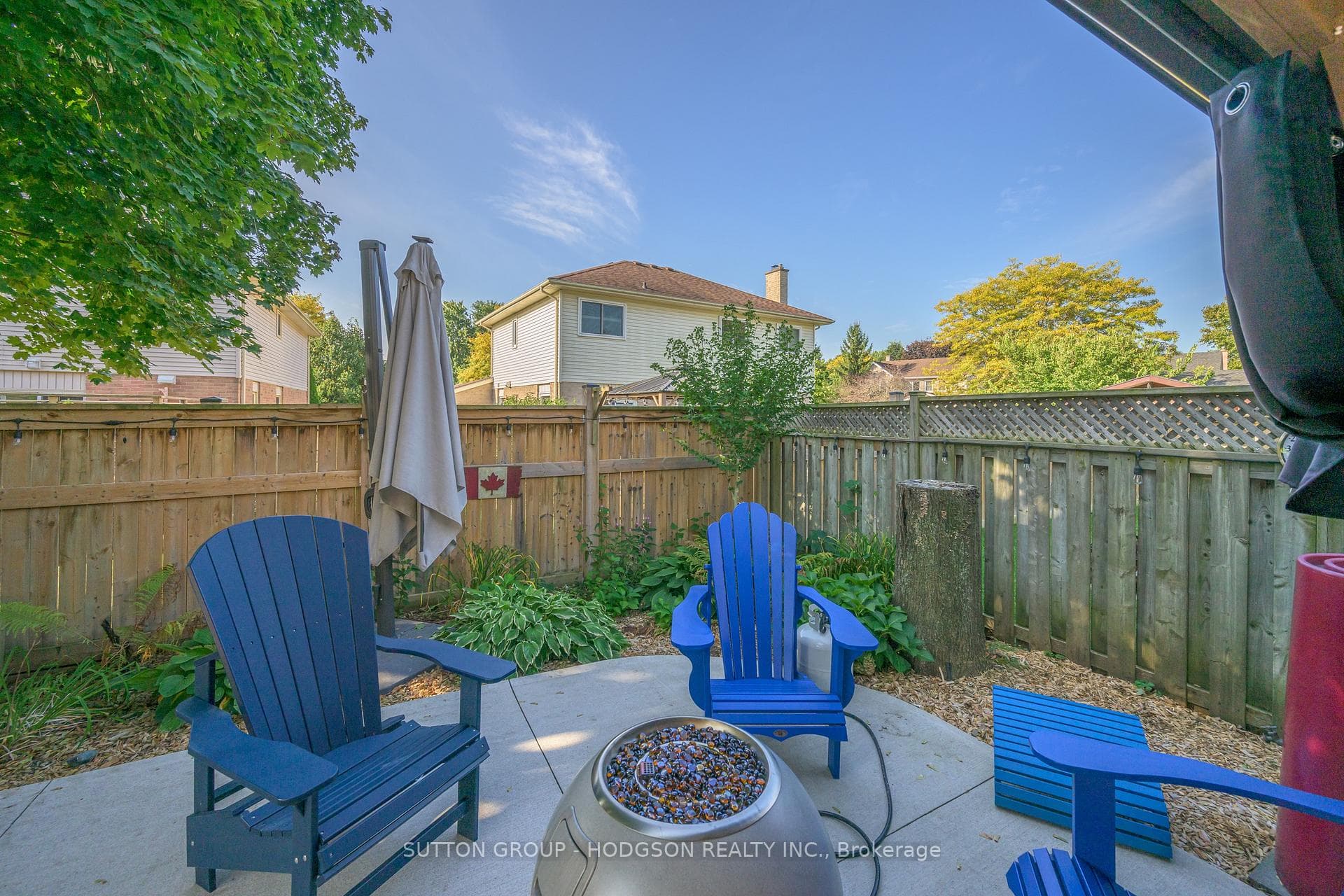71 Laurel Crescent photo 34