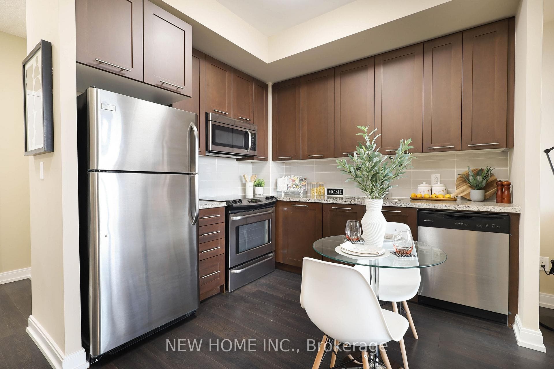 540 Bur Oak Avenue Unit 330 photo 8