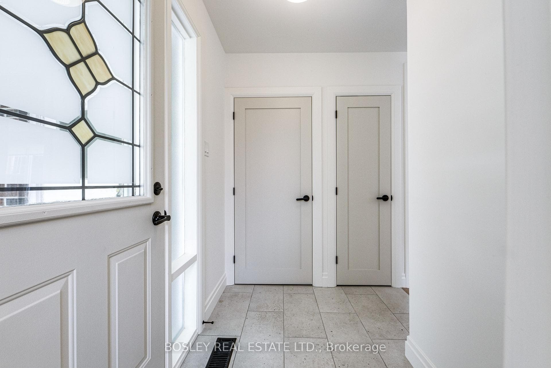 33 Forestbrook Crescent photo 22