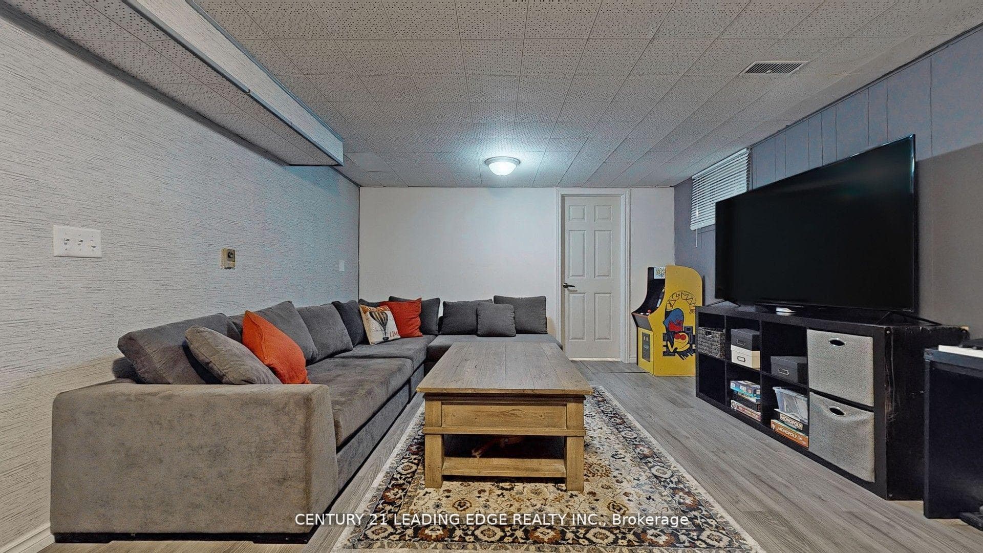 458 Marion Avenue photo 31
