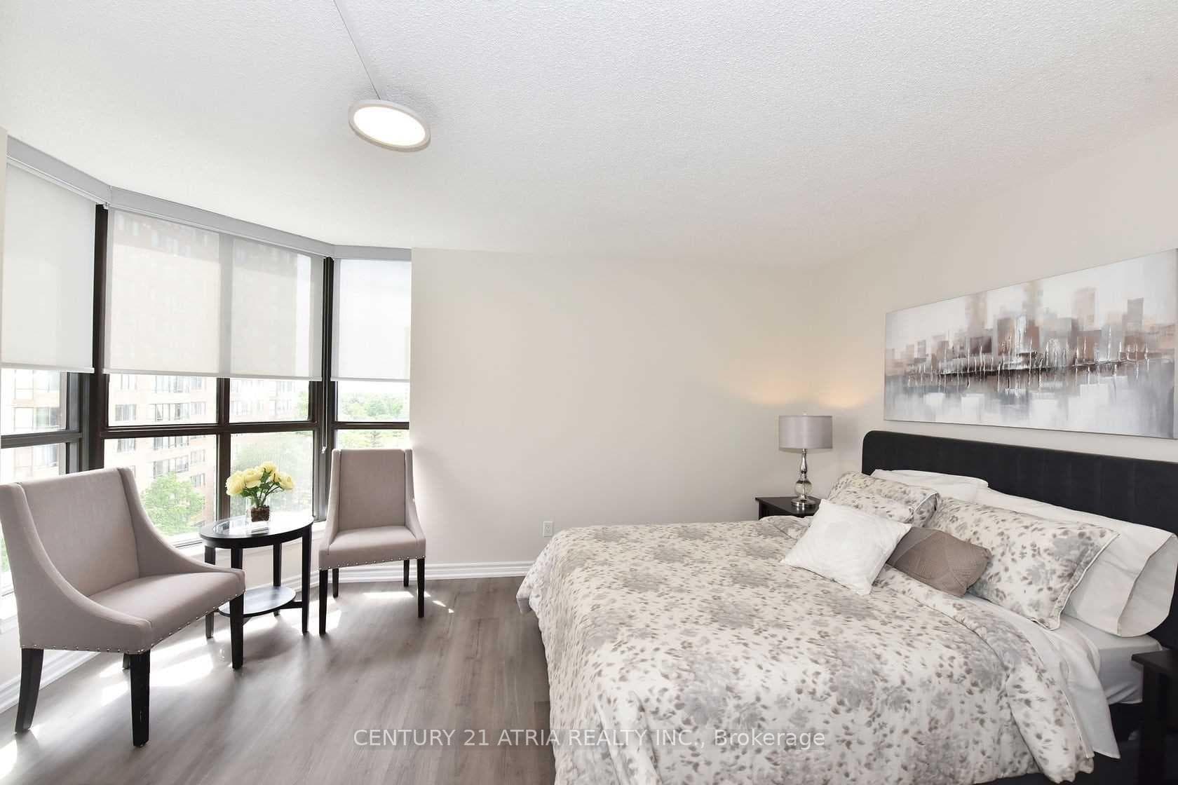 55 Bamburgh Circle Unit 704 photo 27