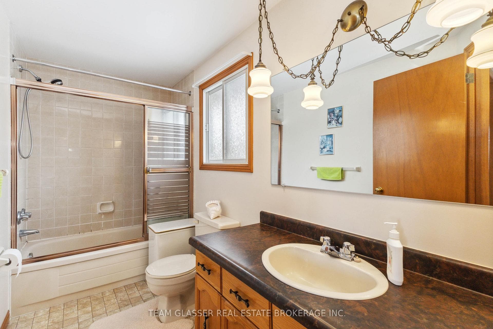 191 Walmer Grove photo 20