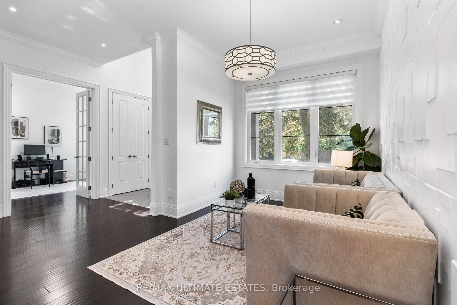 38 Devondale Avenue photo 5