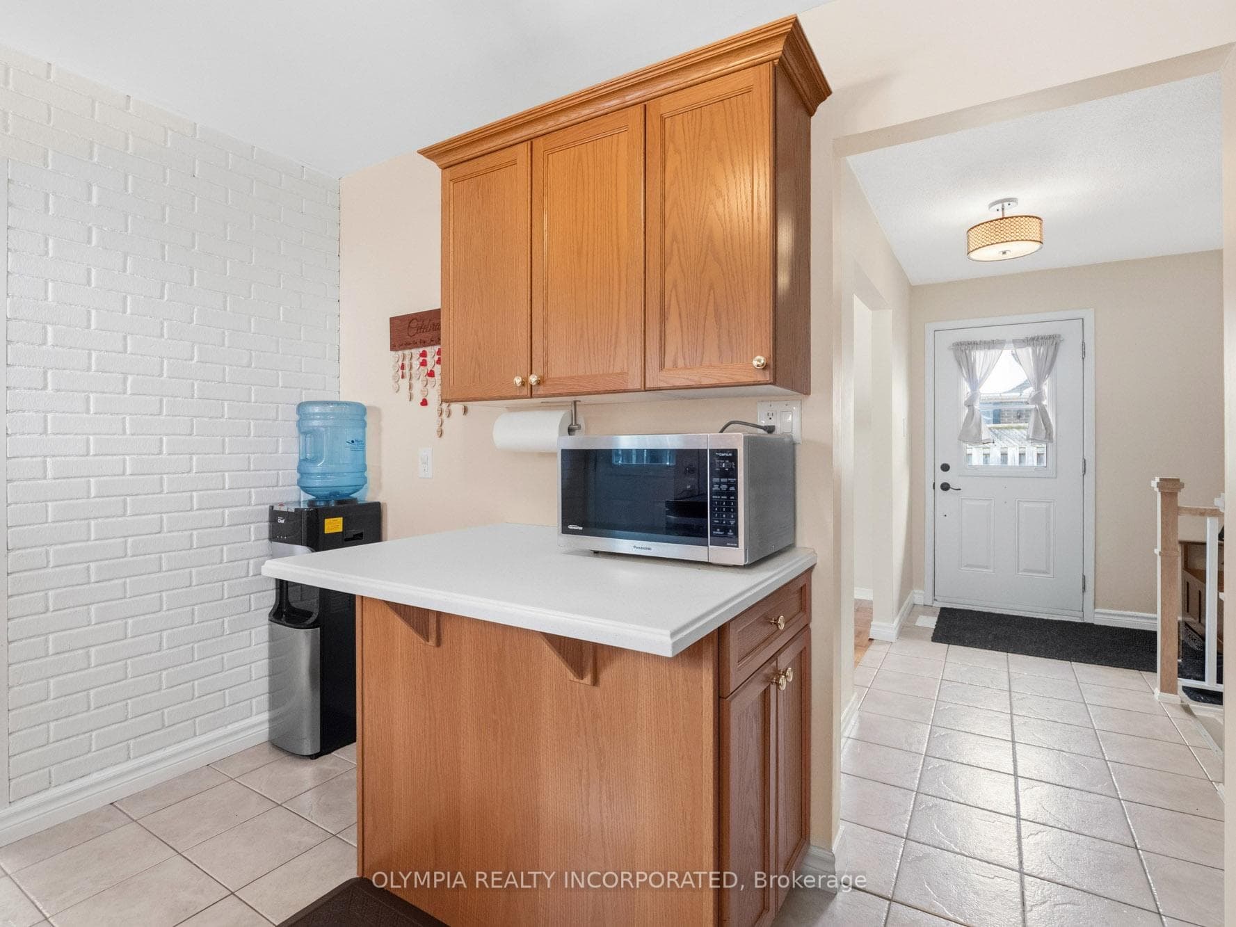 148 Leaside Drive photo 12