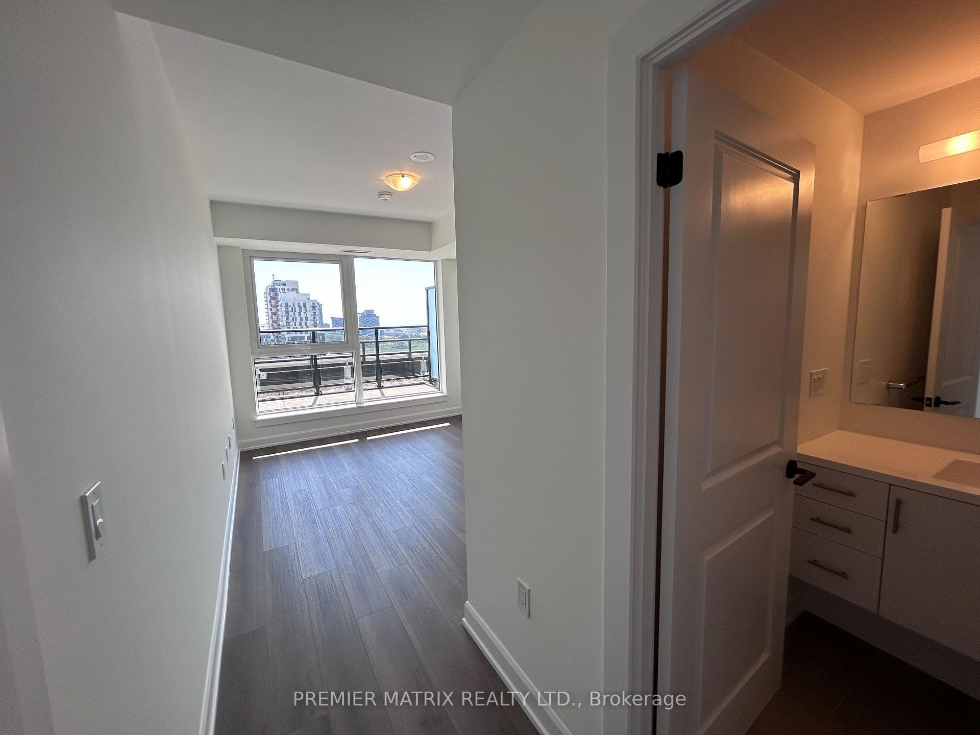 3200 William Coltson Avenue Unit 905 photo 9