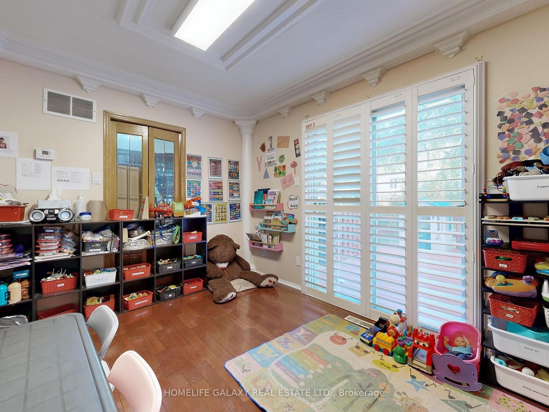 12 Oakhaven Drive Unit Upper photo 15