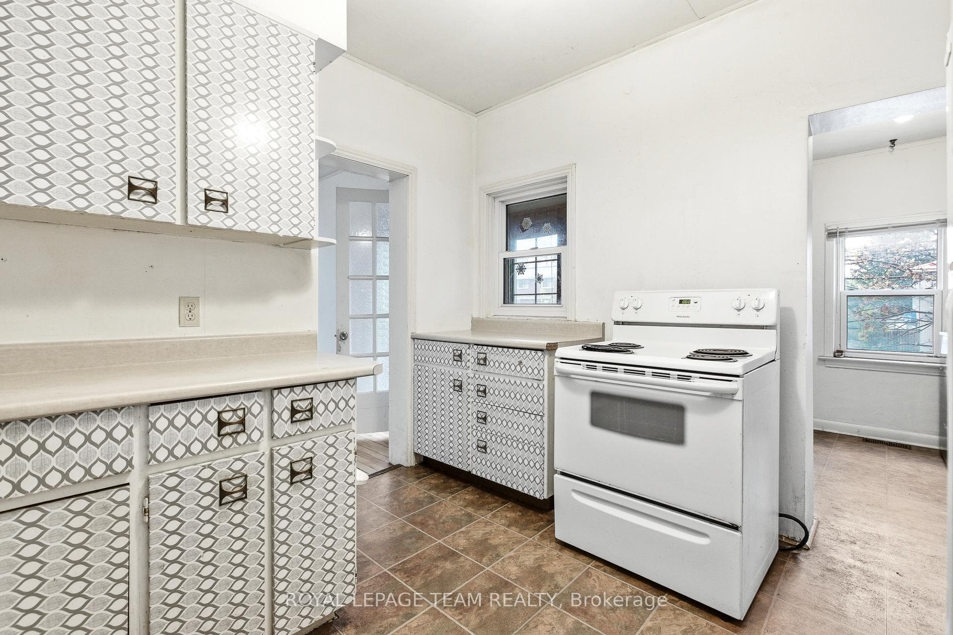 910 Pinecrest Road photo 13