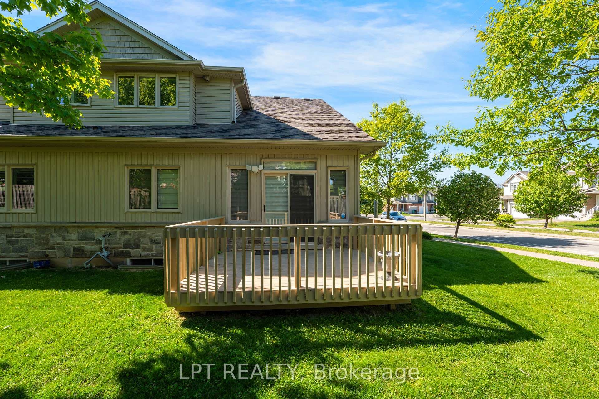 795 Laurelwood Drive Unit 13 photo 42