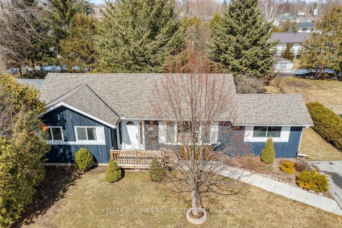 366 Adeline Drive photo 3