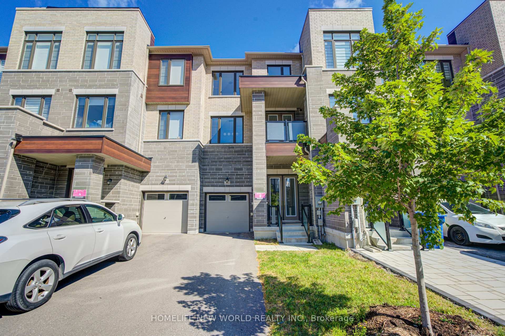 216 Vermont Avenue photo 2