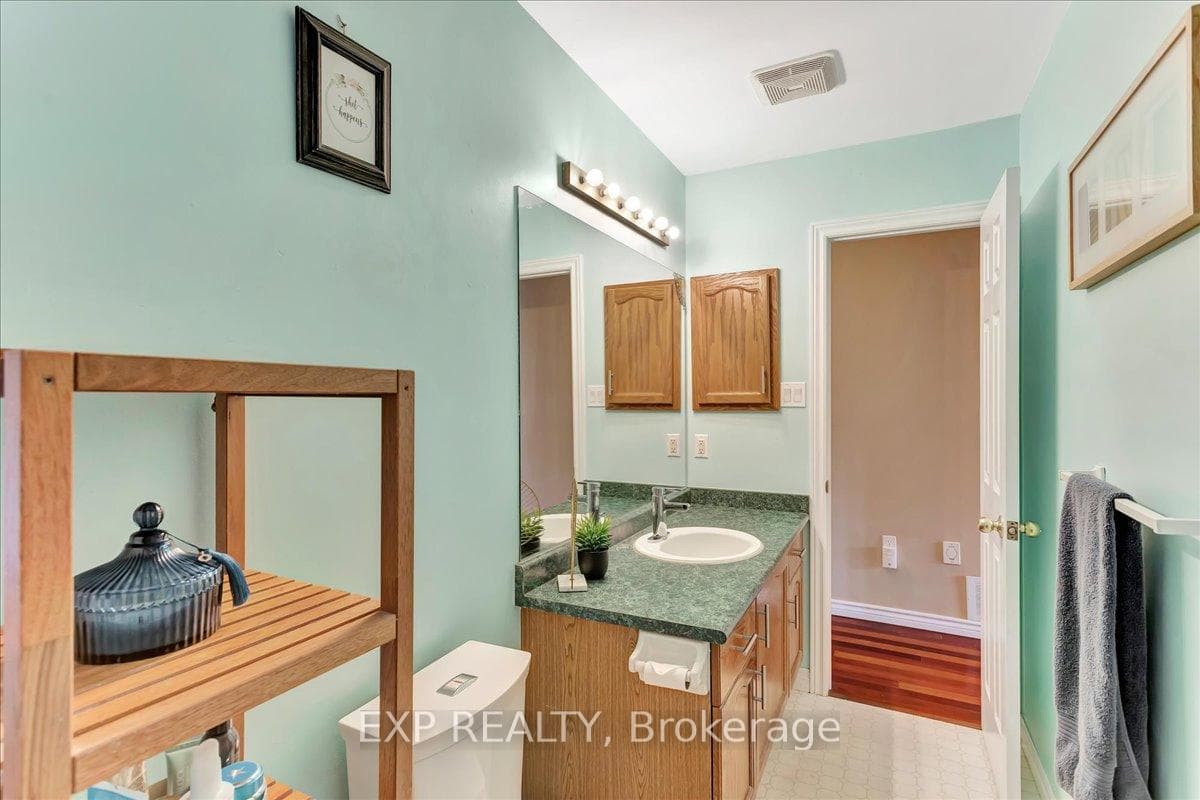 Main Bathroom