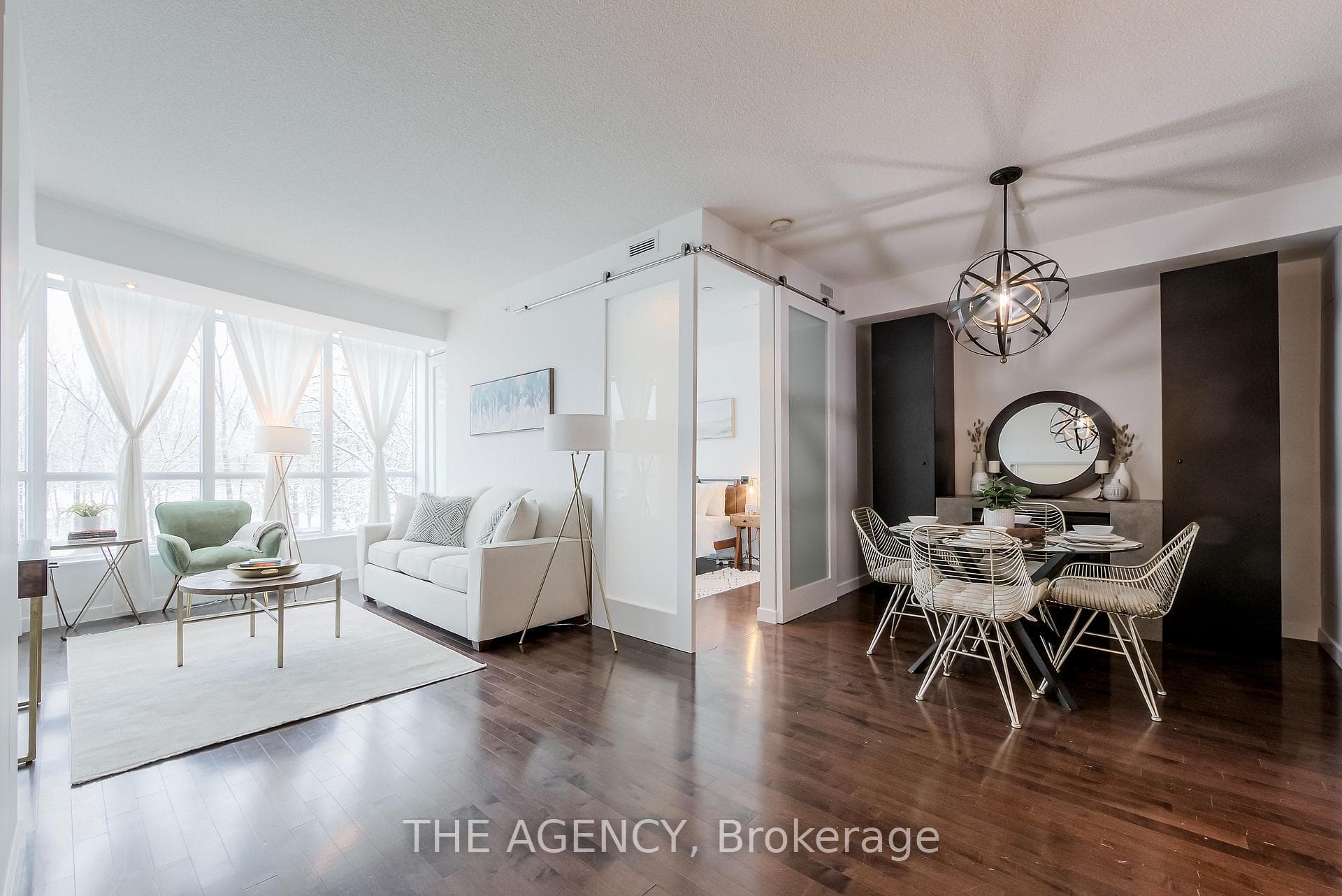 219 Fort York Boulevard Unit 208 photo 9