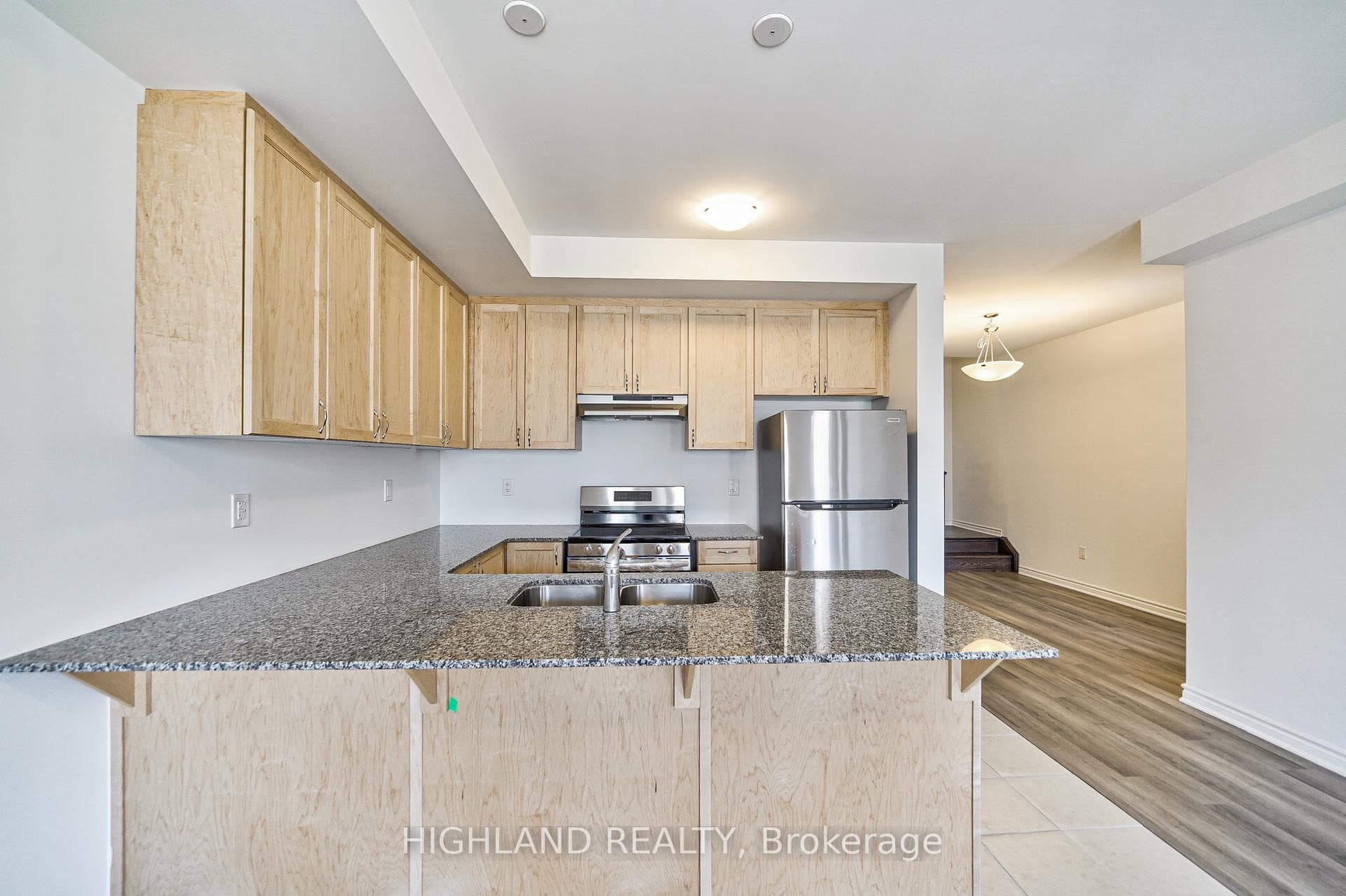 1839 Thames Circle photo 14