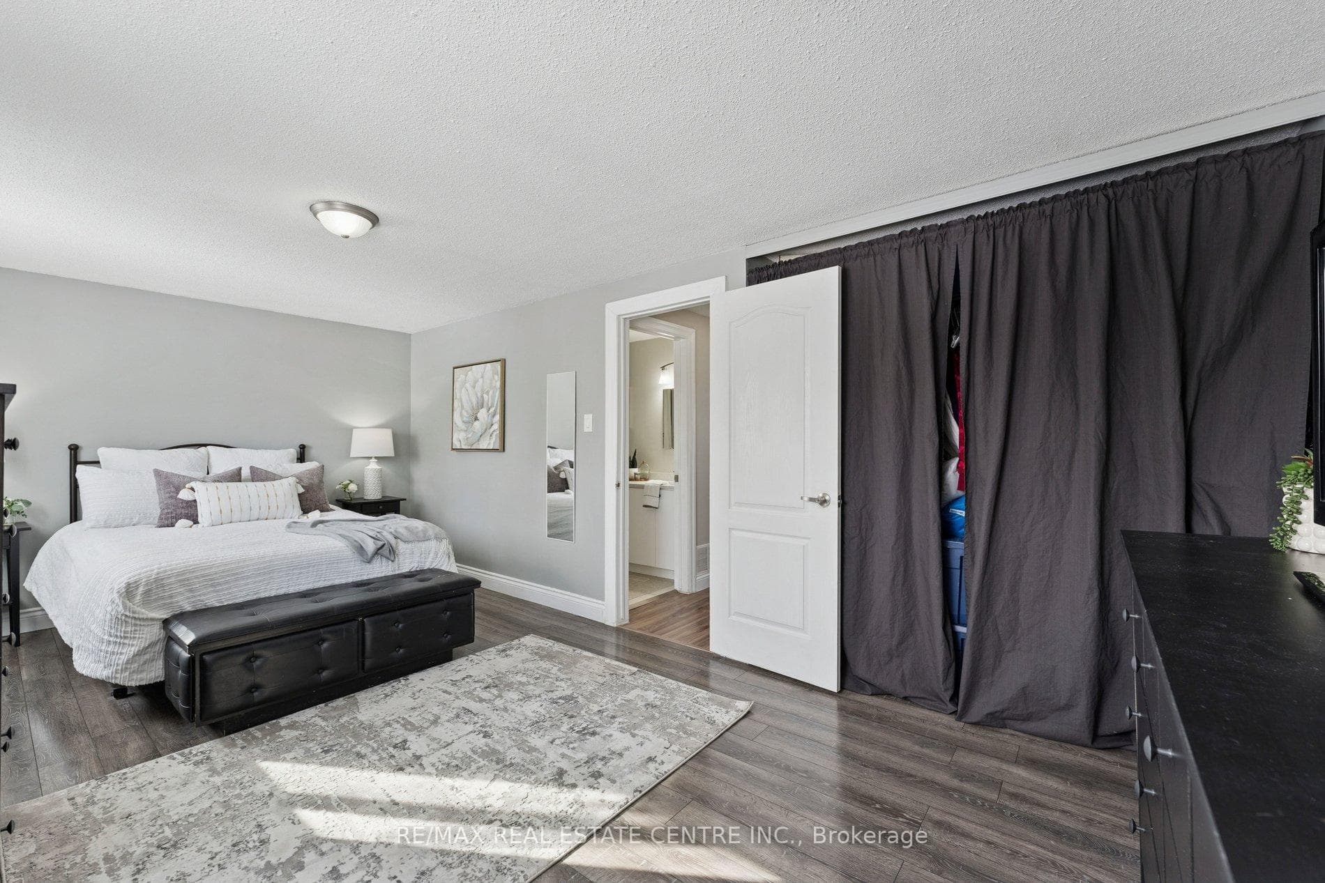 35 Primrose Crescent photo 27