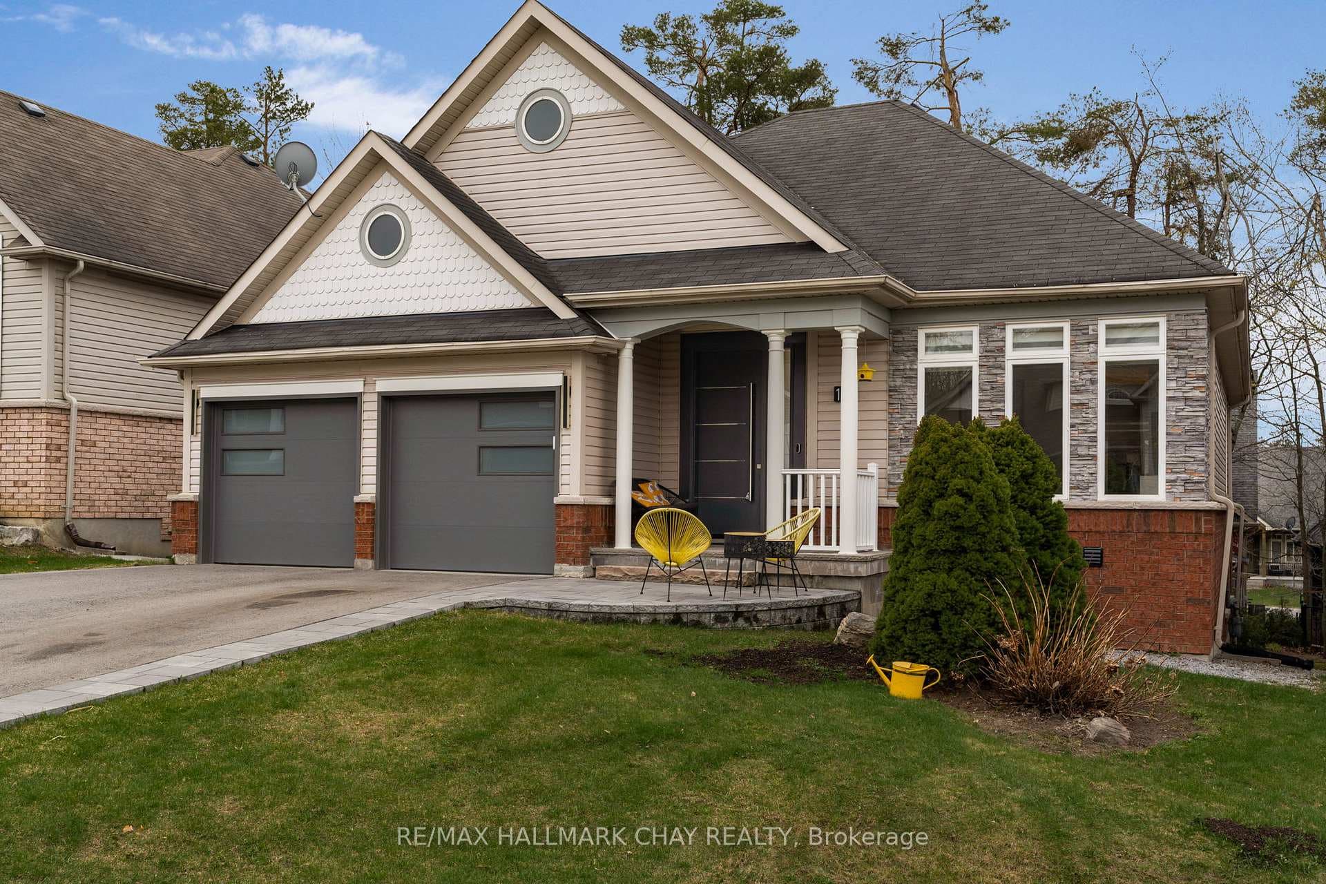 16 Oakmont Avenue photo 1