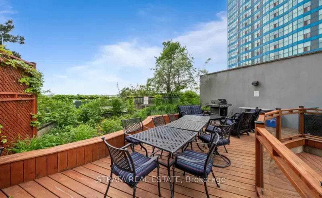 77 Harbour Square Unit 3504 photo 15