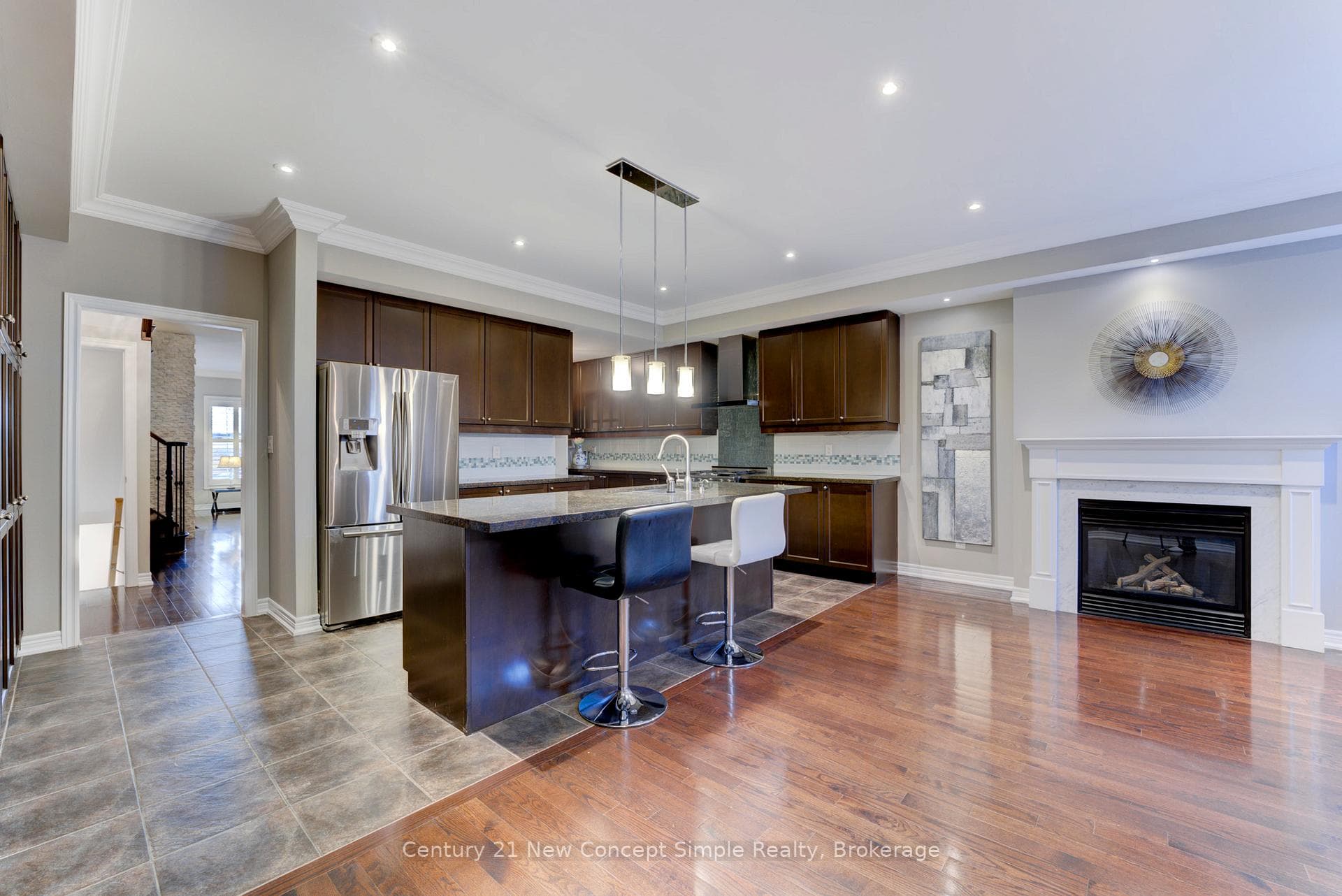 10637 Woodbine Avenue photo 12