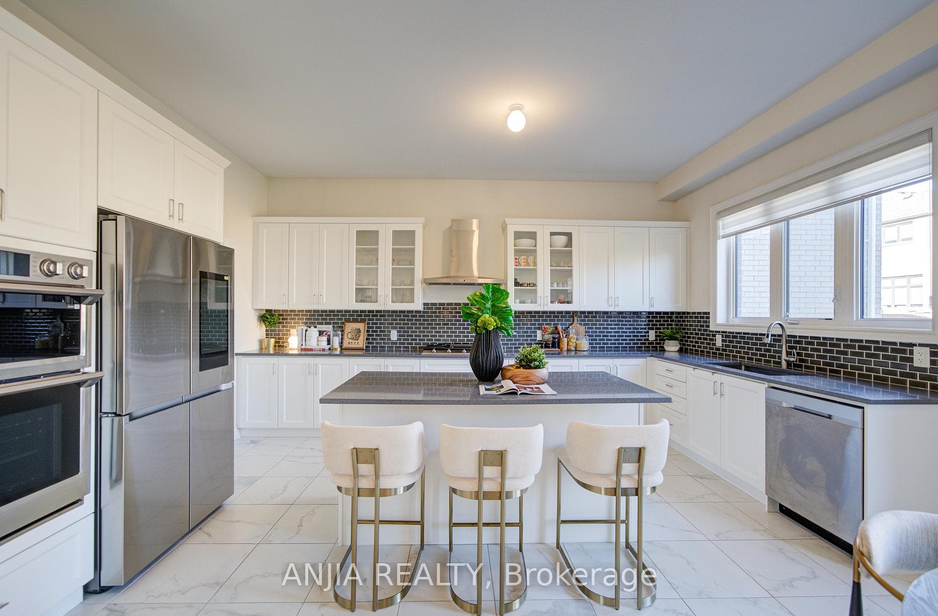 3 Joiner Circle photo 11