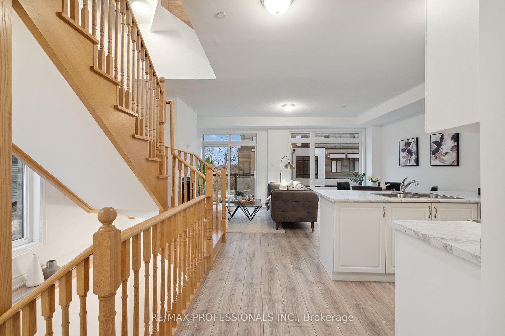 125 Marina Village Drive photo 10