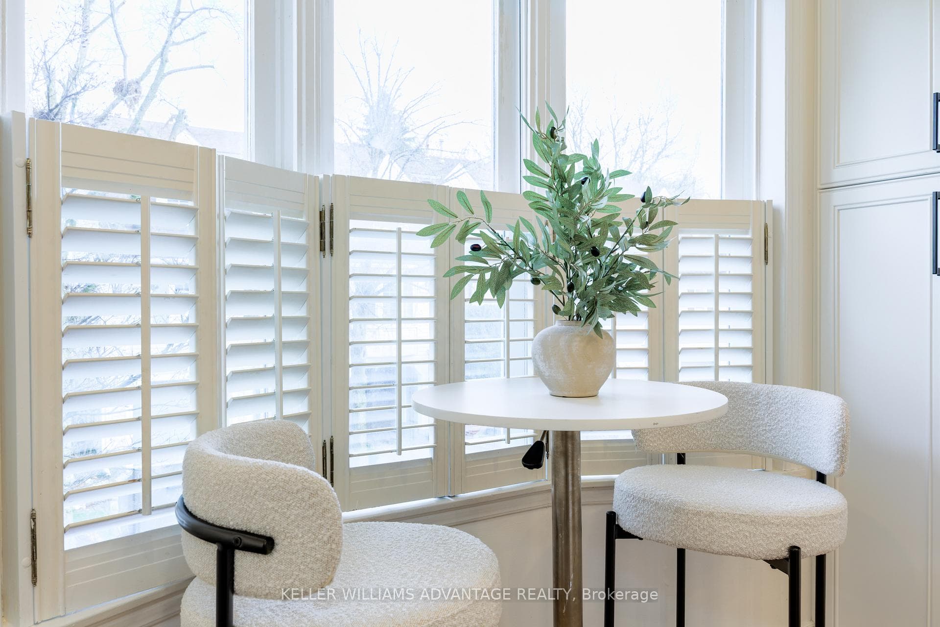Breakfast area