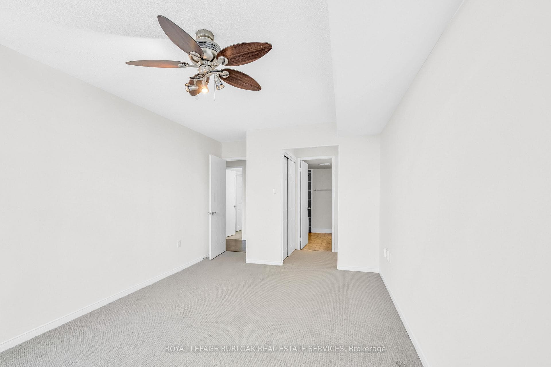 1270 Maple Crossing Boulevard Unit 1504 photo 24