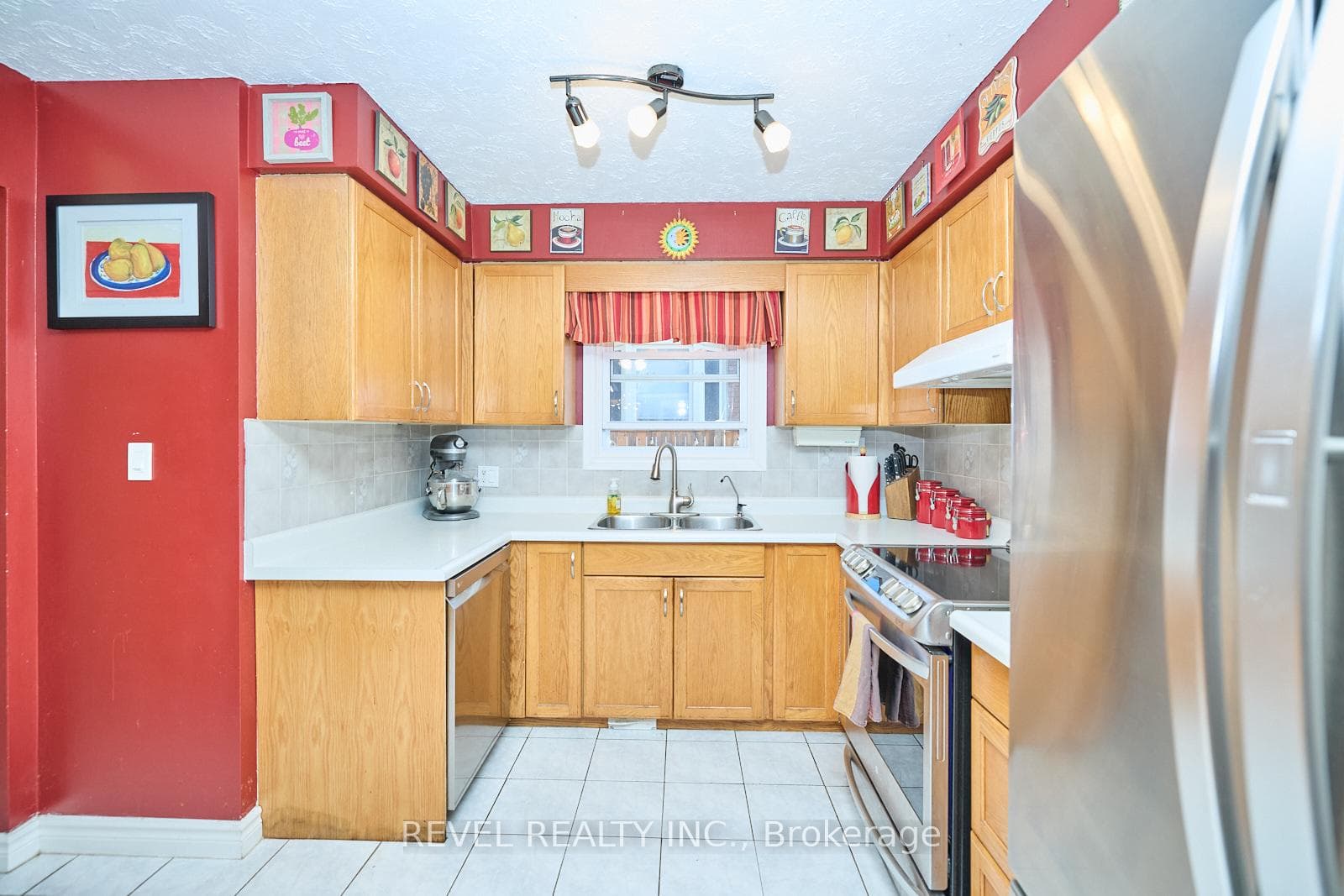 7623 Cavendish Drive photo 7