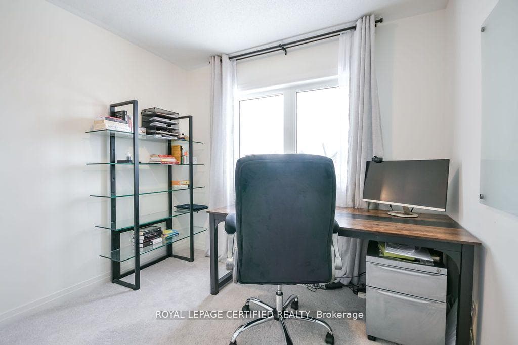 103 Sagewood Avenue photo 30