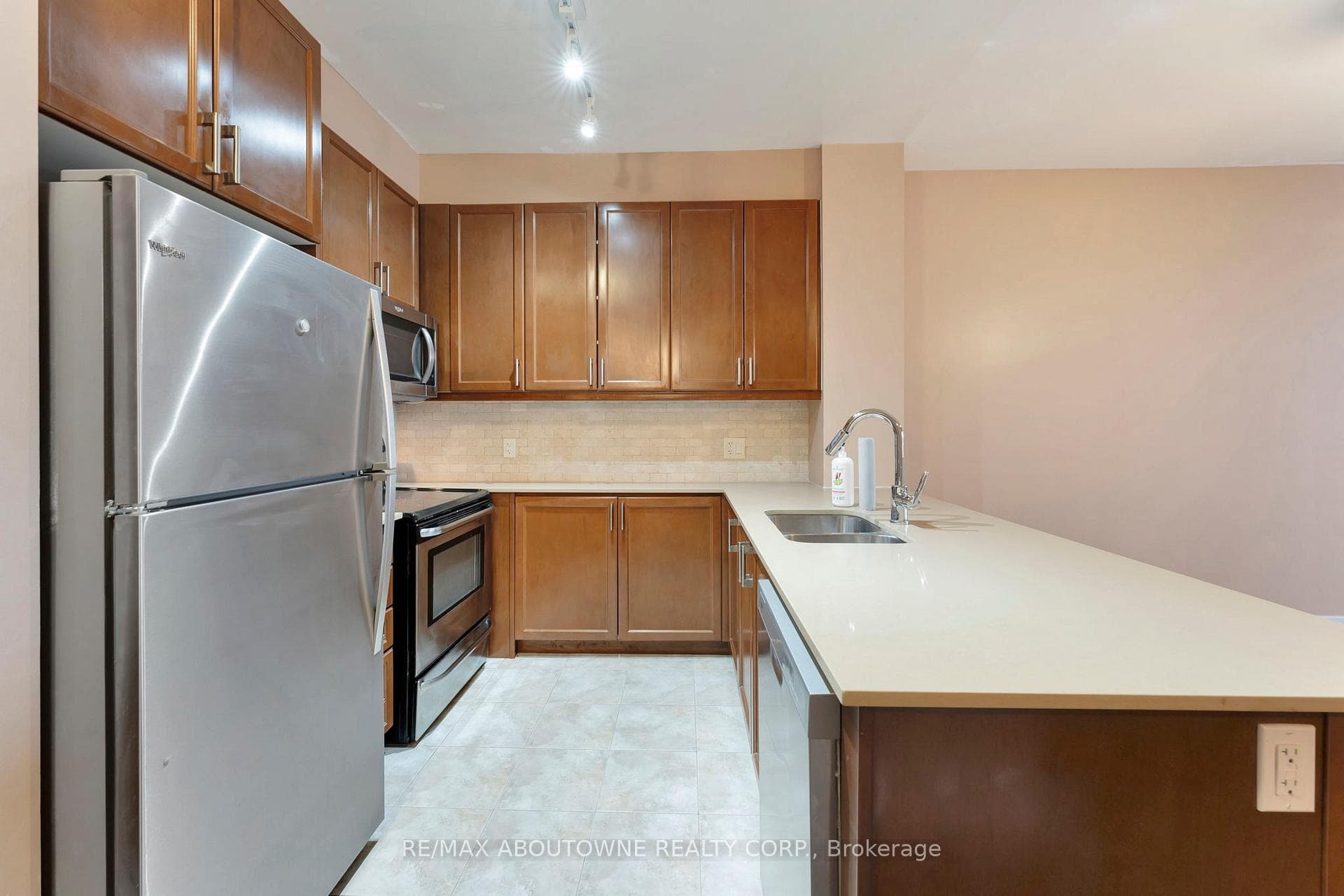 2470 Prince Michael Drive Unit 306 photo 8