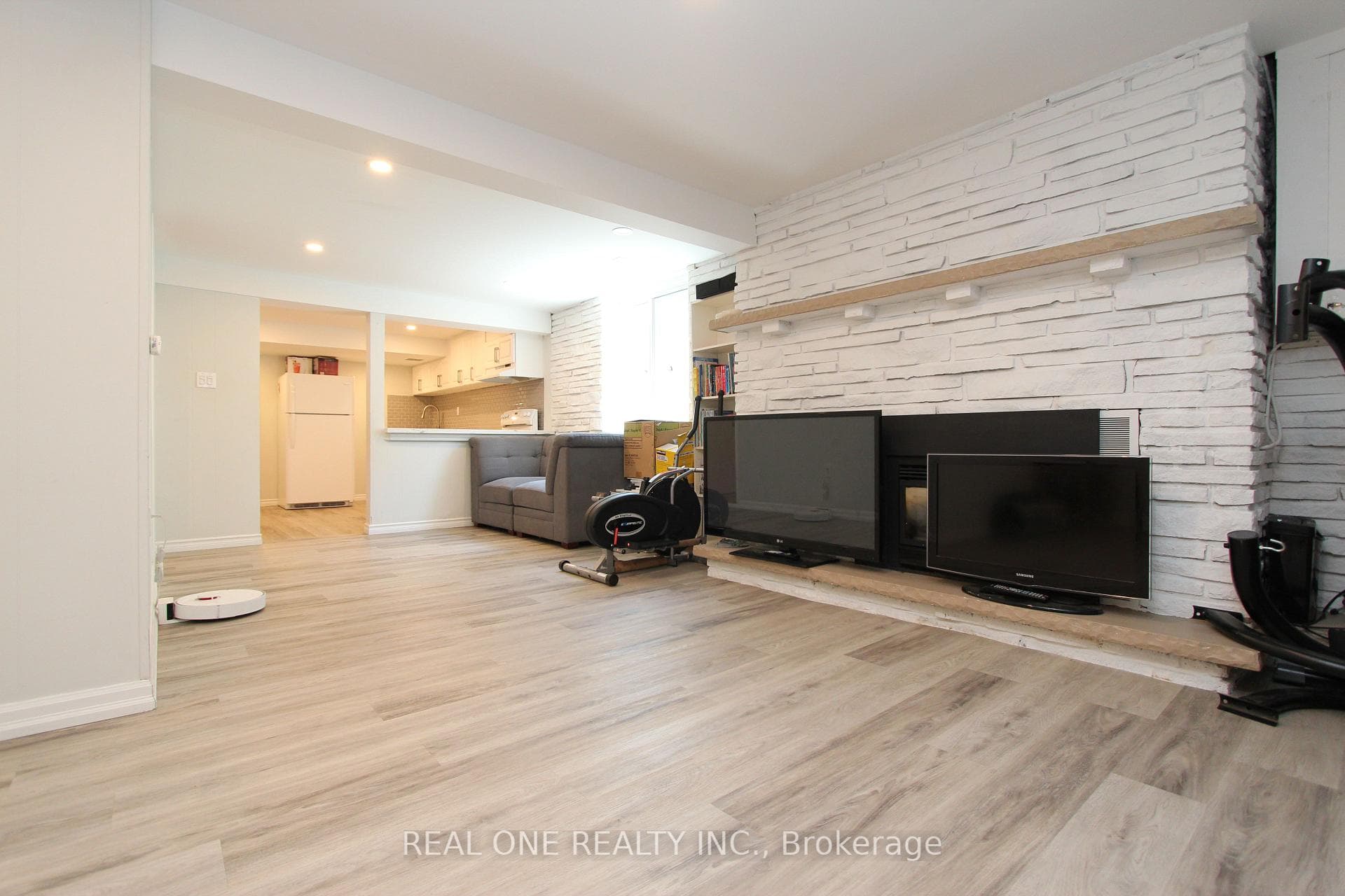 25 Bigwin Drive photo 19