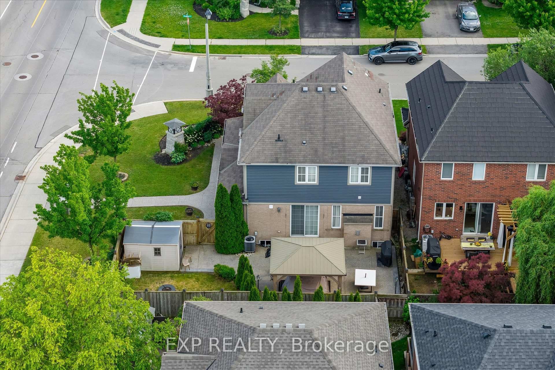 563 Fifty Road photo 37