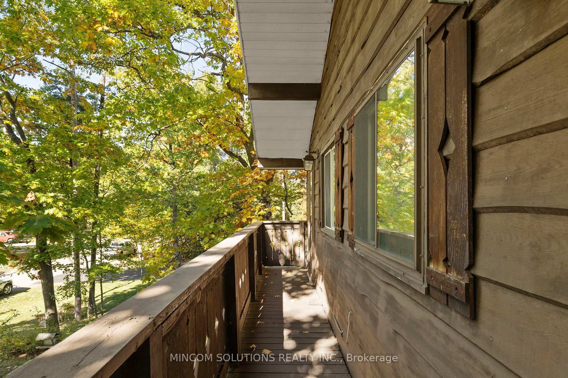 61 Ronald Avenue photo 15