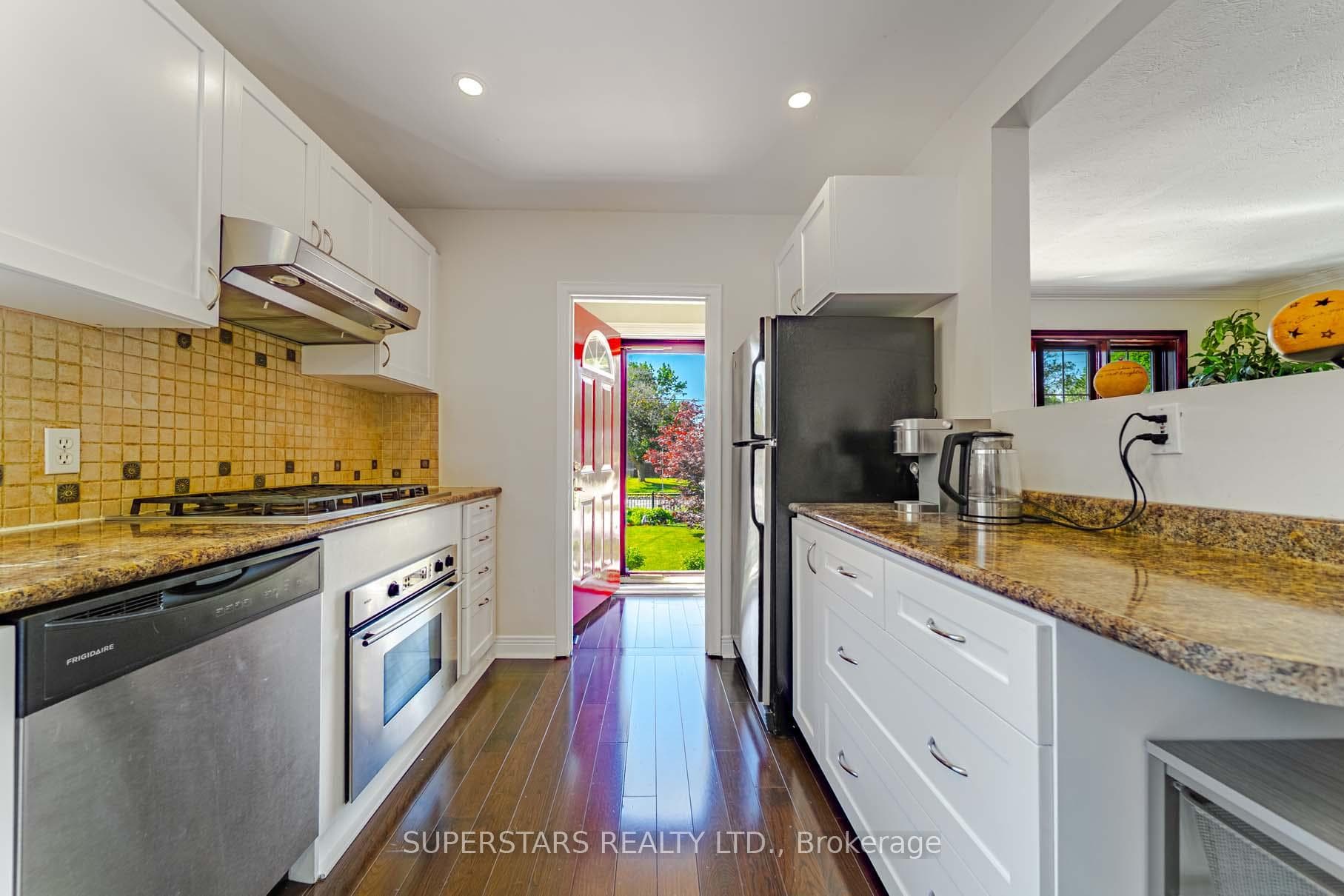 237 Ellington Drive photo 15