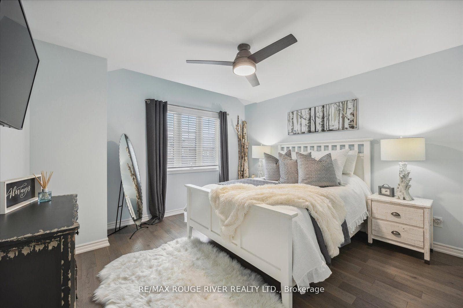 7 Harry Thornton Lane photo 19