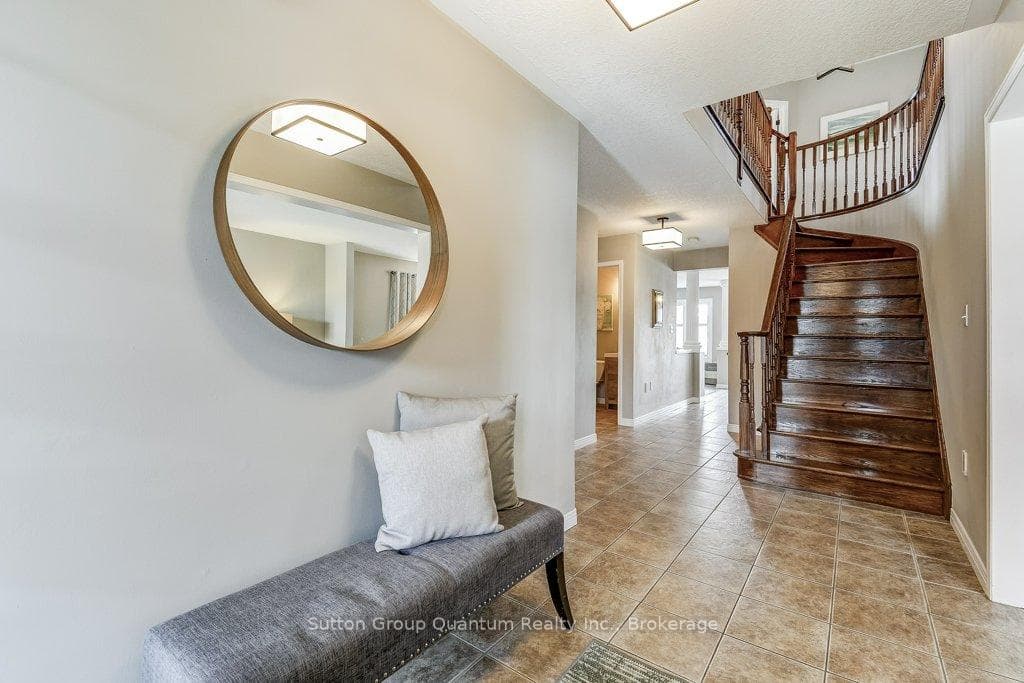 132 Eringate Drive photo 8