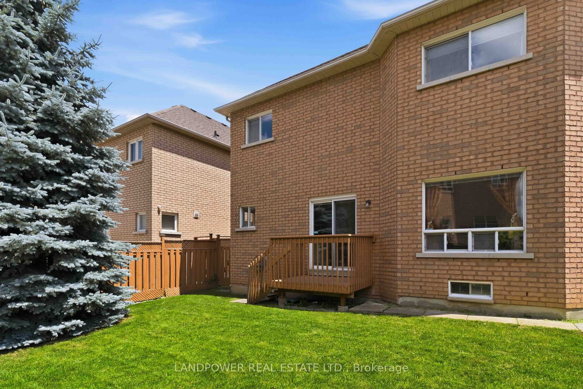55 Garland Crescent photo 46