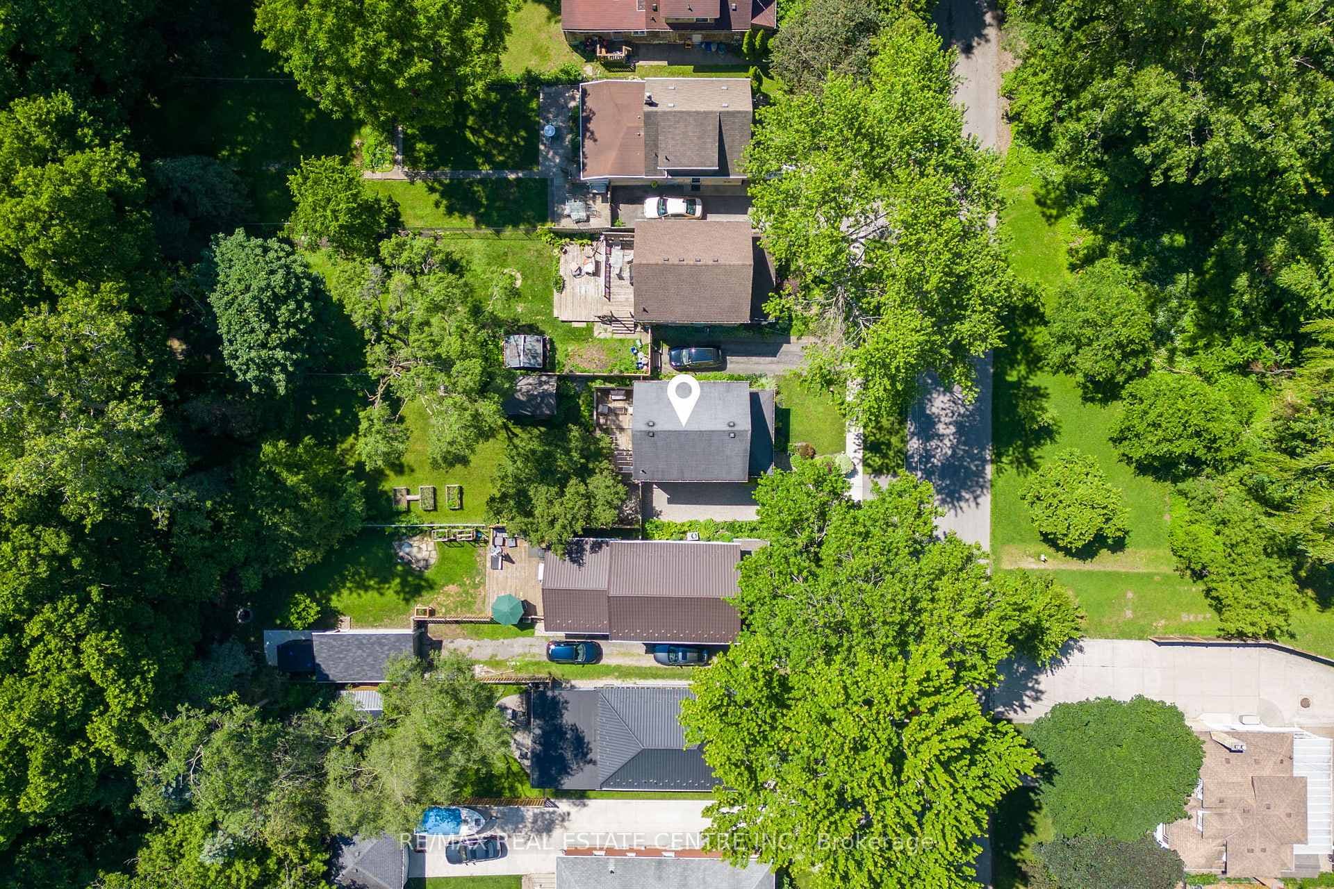 18 McAlpine Avenue photo 4