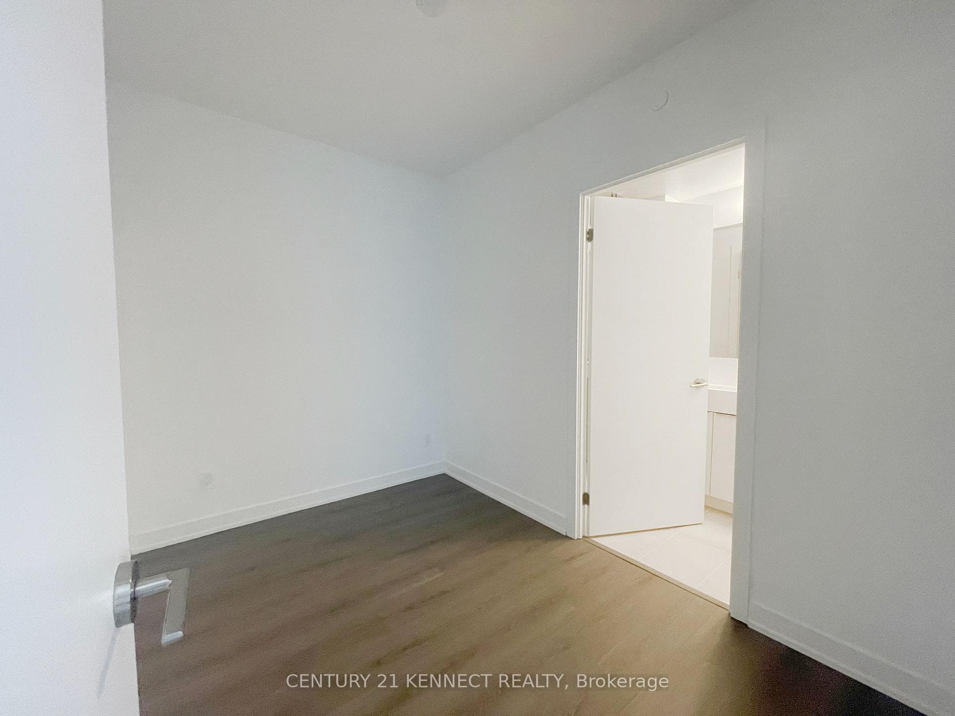 8 Wellesley Street Unit 2911 photo 13